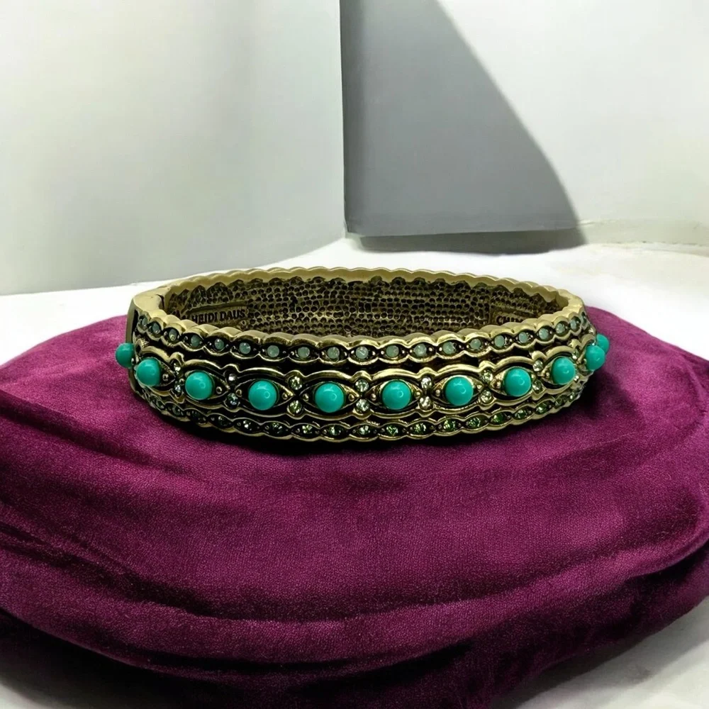 Vintage Heidi Daus Hinged Bangle Bracelet Turquoise Cabochon & Crystals Art Deco